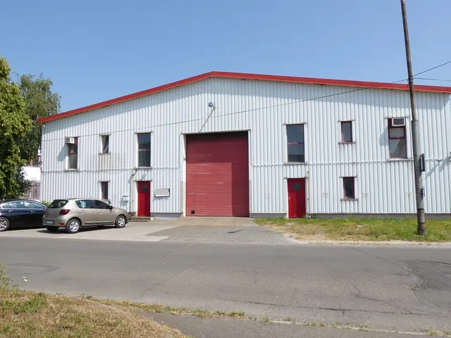 Kiadó kereskedelmi és ipari ingatlan Pécs, Nyugati ipari terület 1540 nm