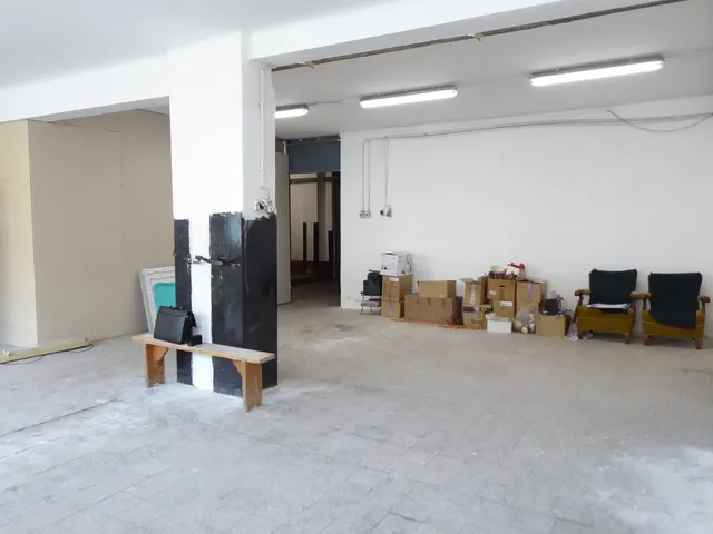 Kiadó kereskedelmi és ipari ingatlan Pécs, Északmegyer 128 nm