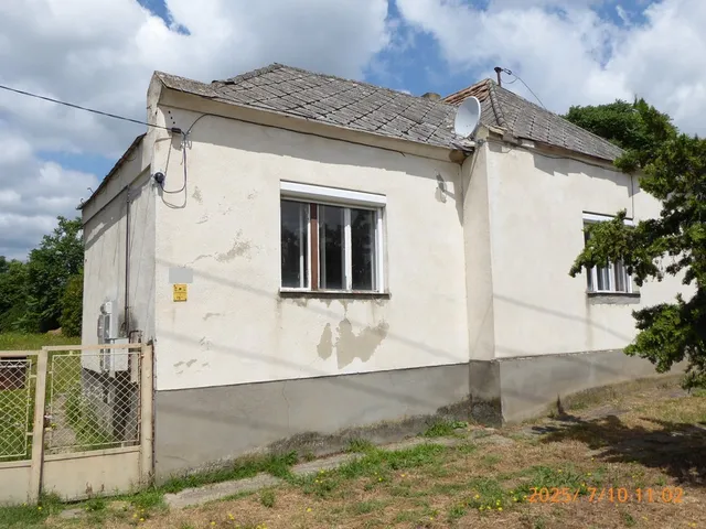 Eladó ház Kővágótőttős 70 nm