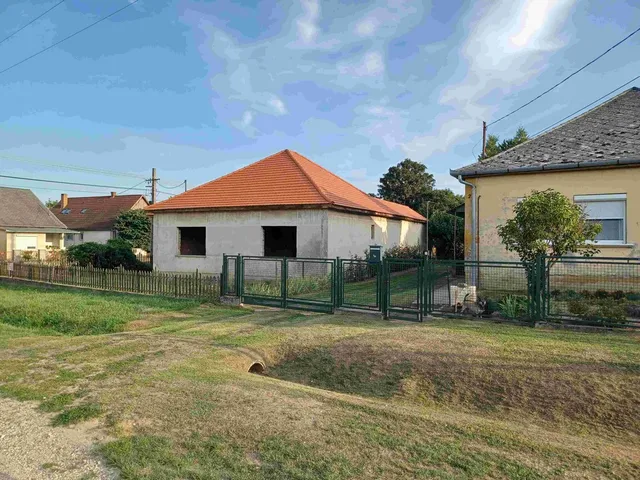 Eladó ház Bárdudvarnok, Csokonay utca 95 nm