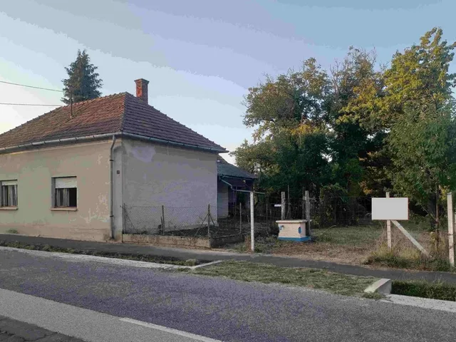 Eladó ház Bajánsenye, Vörösmarty utca 90 nm