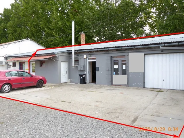 Kiadó kereskedelmi és ipari ingatlan Pécs, Kertváros 99 nm