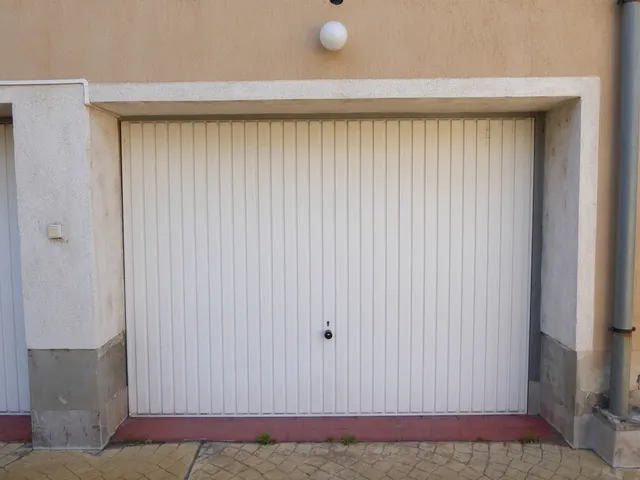 Kiadó kereskedelmi és ipari ingatlan Pécs, Belváros 17 nm