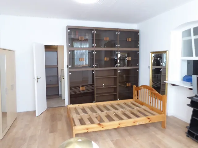 Kiadó lakás Pécs, Belváros 50 nm