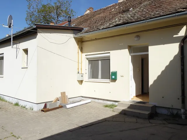 Eladó ház Pécs, Belváros, Majorossy Imre utca 76 nm