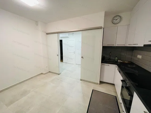 Kiadó lakás Tata 72 nm