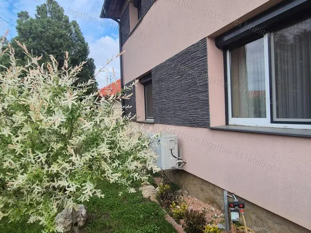 Eladó ház Oroszlány 170 nm