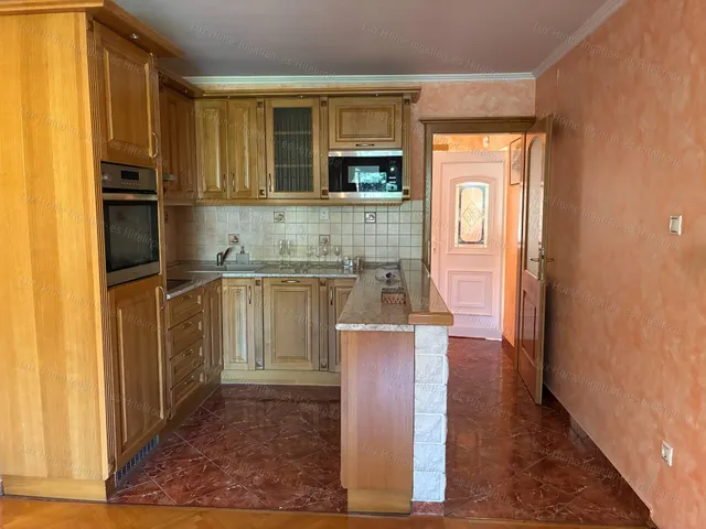 Eladó ház Tatabánya 150 nm