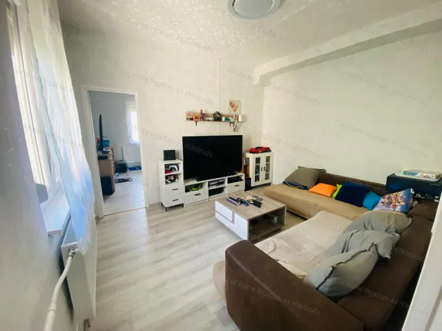 Eladó lakás Almásfüzitő 64 nm