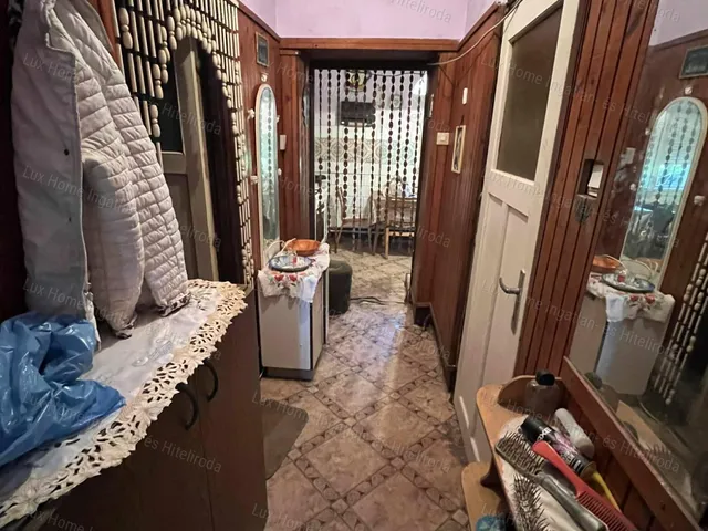 Eladó ház Oroszlány 89 nm
