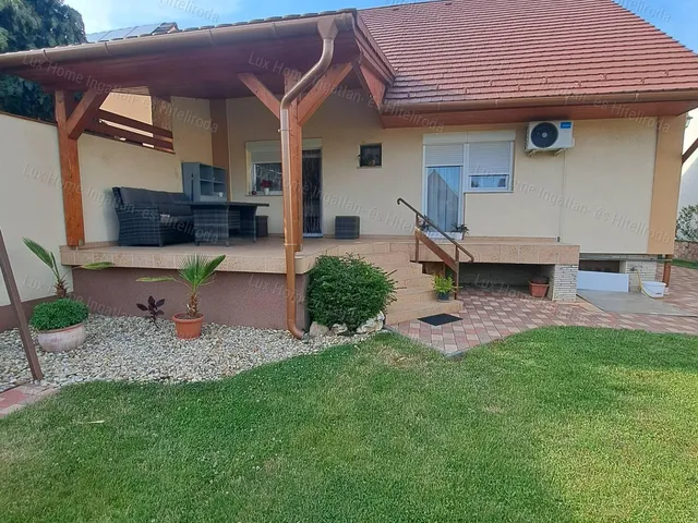 Eladó ház Oroszlány 85 nm