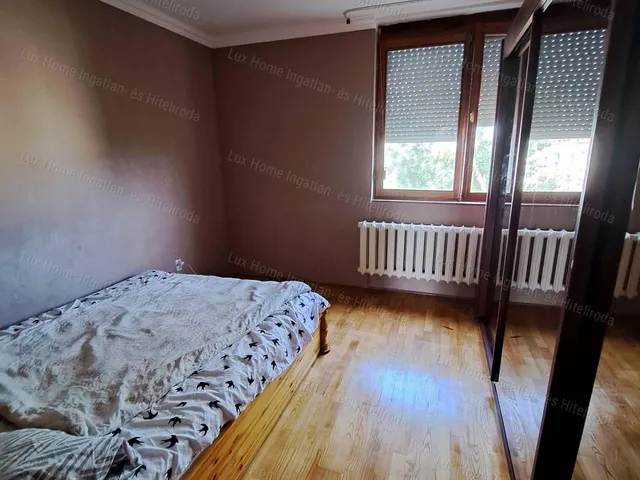 Kiadó lakás Oroszlány 53 nm