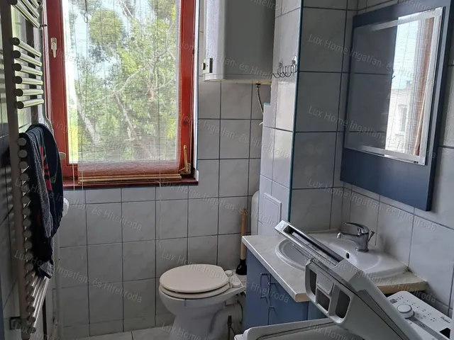 Kiadó lakás Oroszlány 53 nm