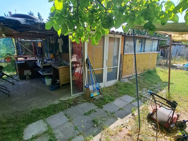 Eladó mezőgazdasági ingatlan Oroszlány 602 nm