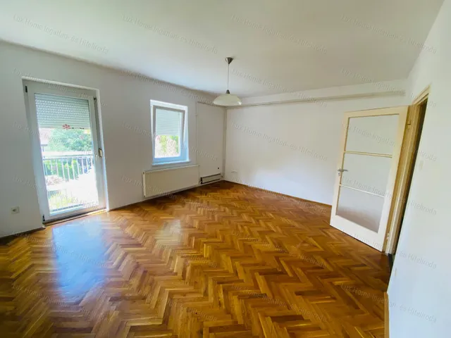 Eladó lakás Komárom 38 nm