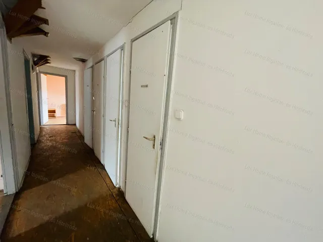 Eladó ház Kisigmánd 215 nm