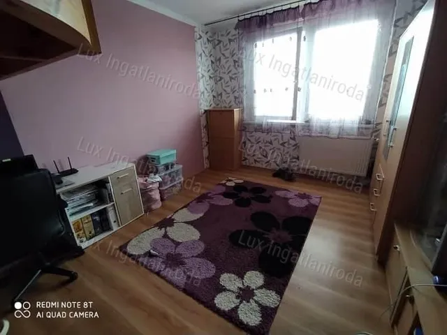 Eladó lakás Oroszlány 35 nm