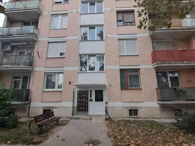 Eladó lakás Oroszlány 40 nm