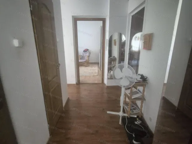 Eladó lakás Oroszlány 53 nm