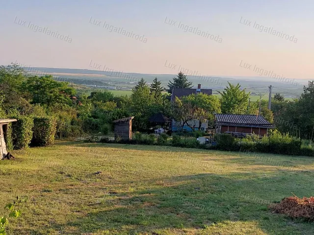 Eladó mezőgazdasági ingatlan Páty 1079 nm