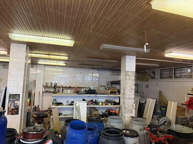 Eladó kereskedelmi és ipari ingatlan Tatabánya 208 nm