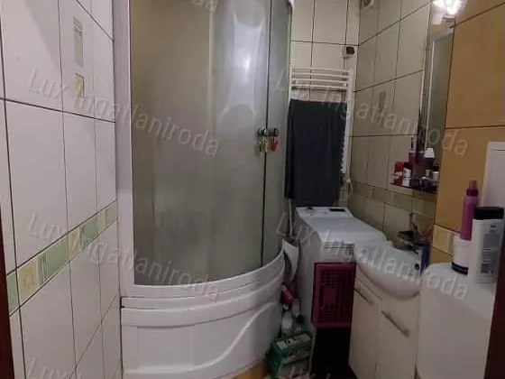 Eladó lakás Oroszlány 36 nm