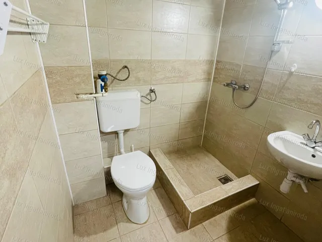 Eladó lakás Komárom 27 nm