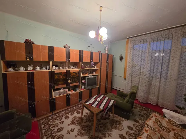 Eladó lakás Oroszlány 55 nm