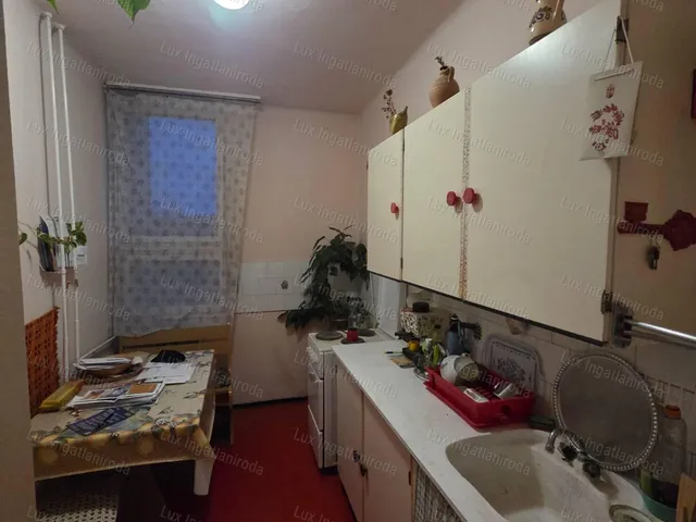 Eladó lakás Oroszlány 55 nm