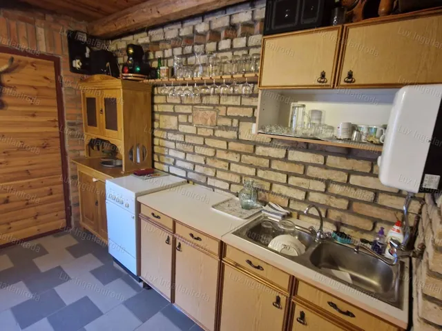 Eladó ház Csolnok 28 nm