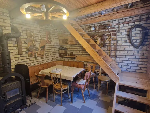 Eladó ház Csolnok 28 nm