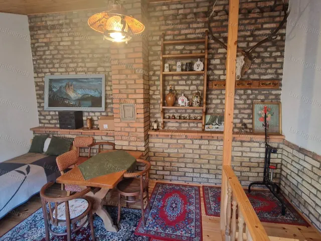 Eladó ház Csolnok 28 nm