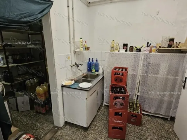 Eladó kereskedelmi és ipari ingatlan Tata 75 nm