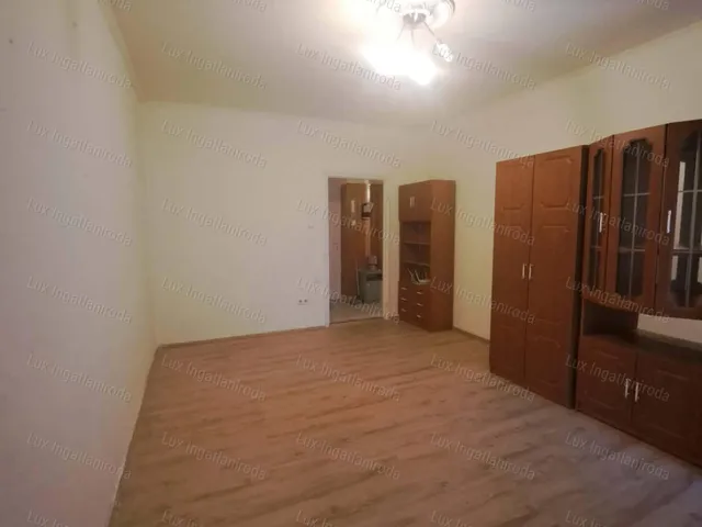 Eladó lakás Oroszlány 55 nm