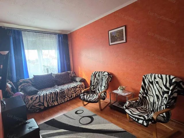 Eladó lakás Oroszlány 49 nm