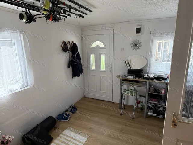 Eladó üdülő és hétvégi ház Tatabánya 36 nm