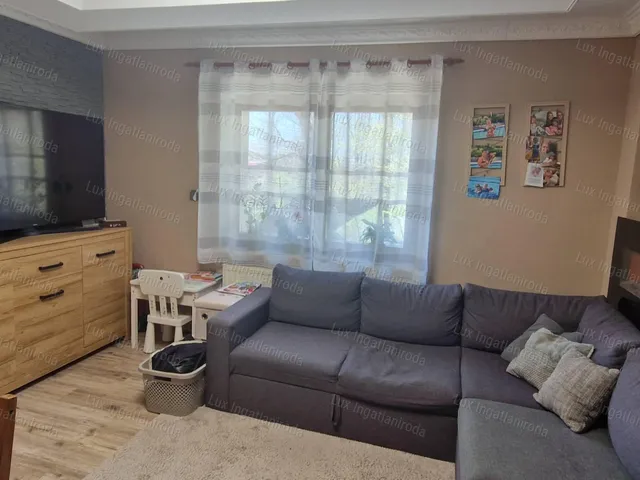 Eladó üdülő és hétvégi ház Kesztölc 55 nm