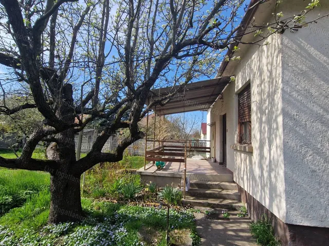 Eladó ház Dorog 90 nm