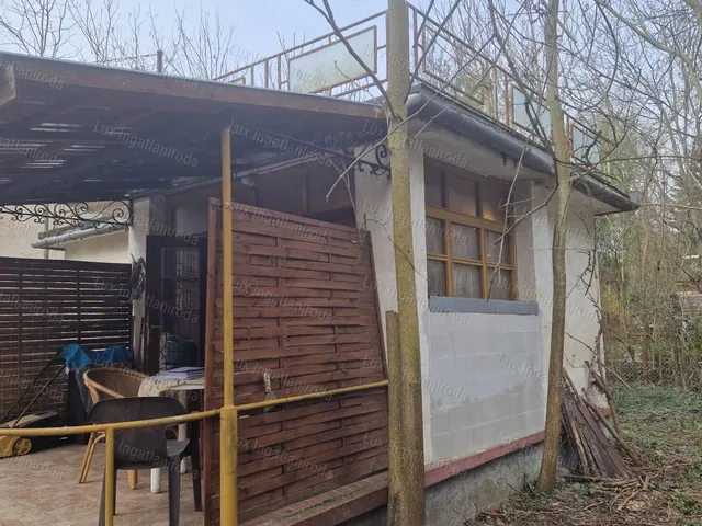 Eladó üdülő és hétvégi ház Pilismarót 35 nm