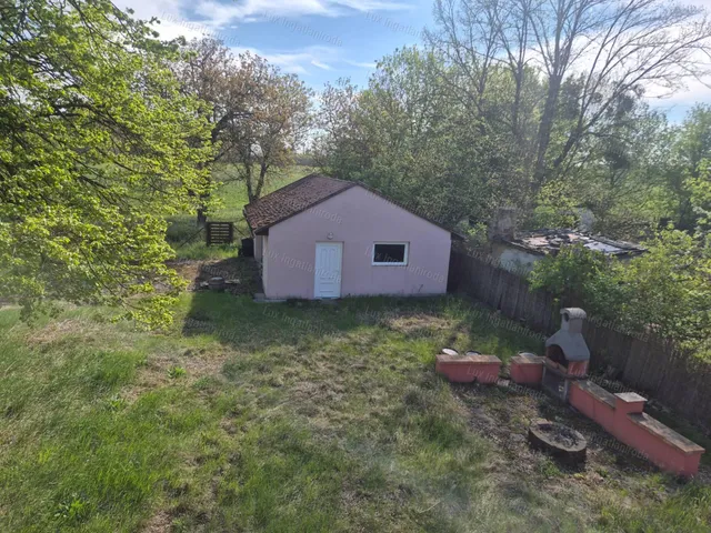 Eladó ház Bakonybánk 90 nm