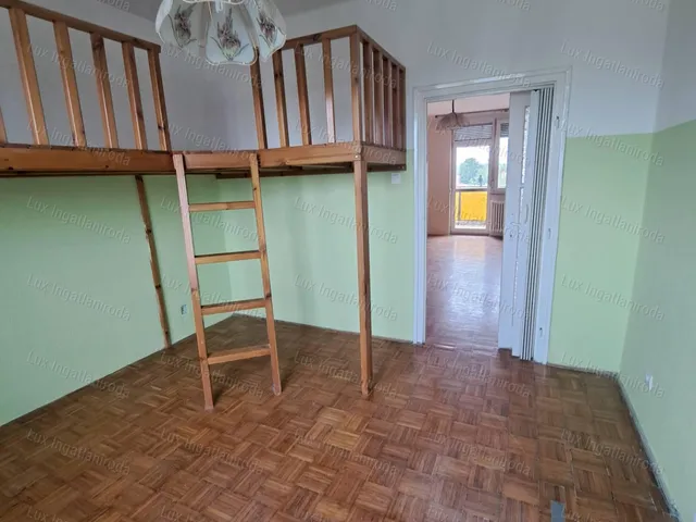 Kiadó lakás Oroszlány 55 nm