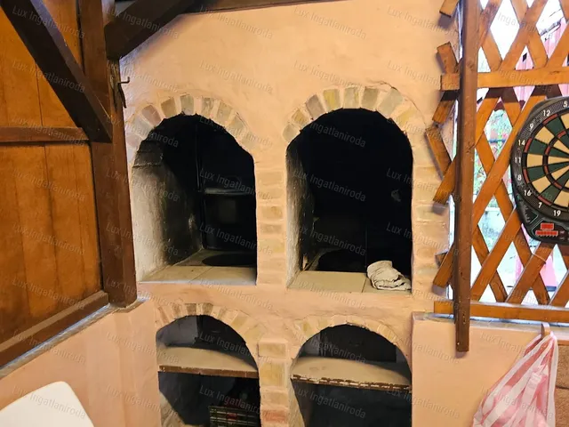 Eladó mezőgazdasági ingatlan Oroszlány 301 nm