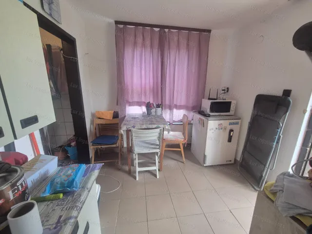 Eladó nyaraló Oroszlány 60 nm