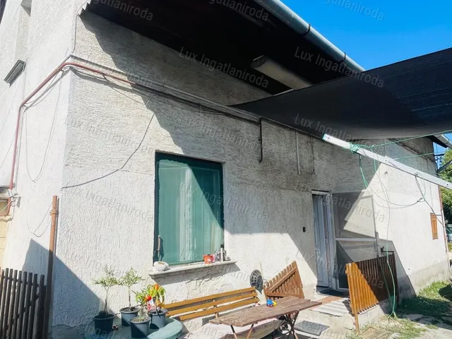 Eladó ház Komárom 150 nm