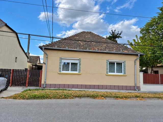 Eladó ház Tatabánya 95 nm