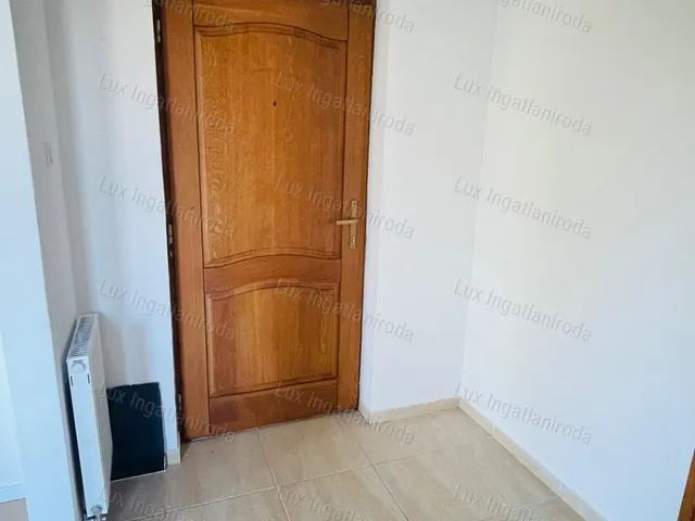 Kiadó lakás Komárom 85 nm