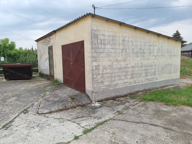 Eladó kereskedelmi és ipari ingatlan Mór 1528 nm