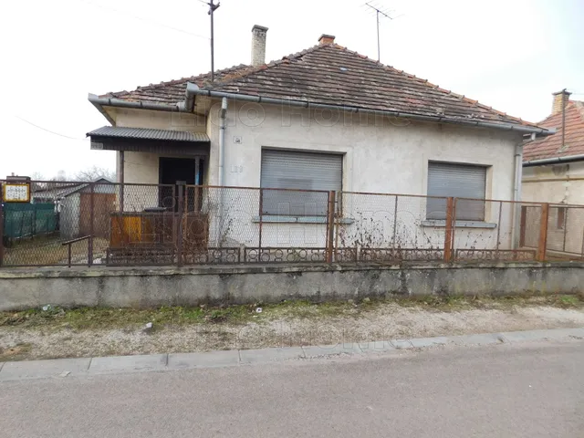 Eladó ház Székesfehérvár 66 nm
