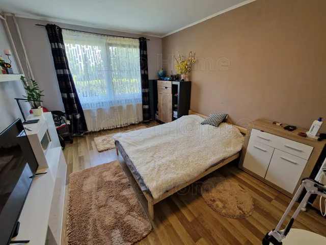 Eladó lakás Polgárdi 76 nm