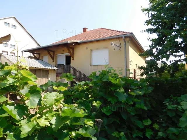 Eladó ház Székesfehérvár 85 nm
